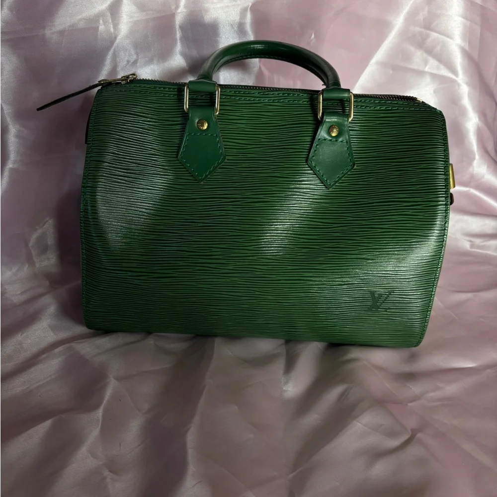 Louis Vuitton Green Epi Leather Speedy 25